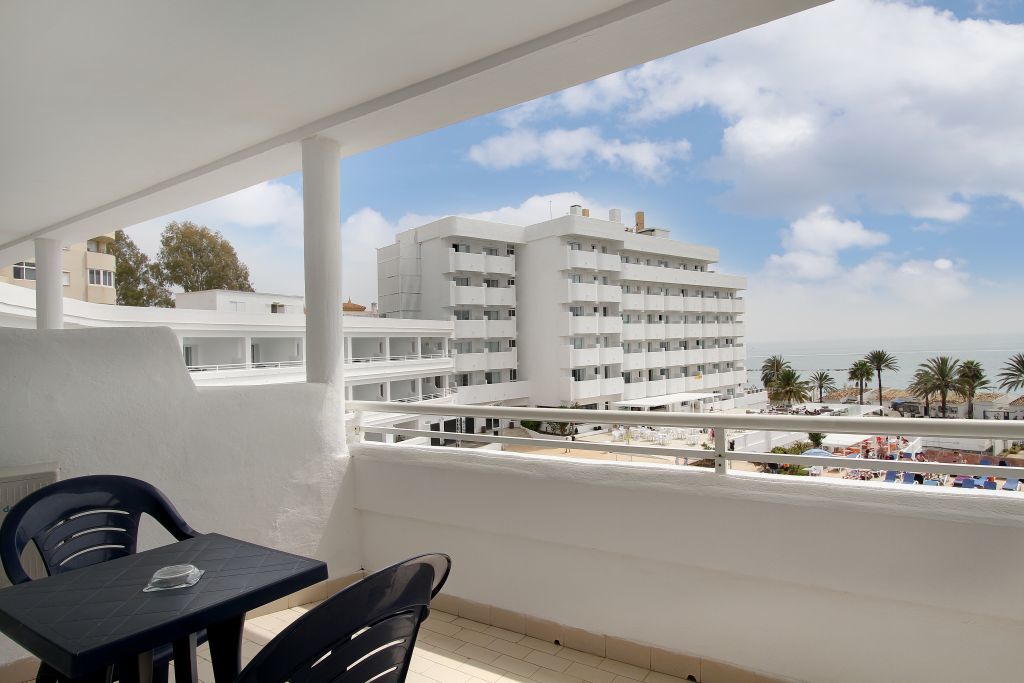 בנאלמדנה Hotel Palia La Roca מראה חיצוני תמונה