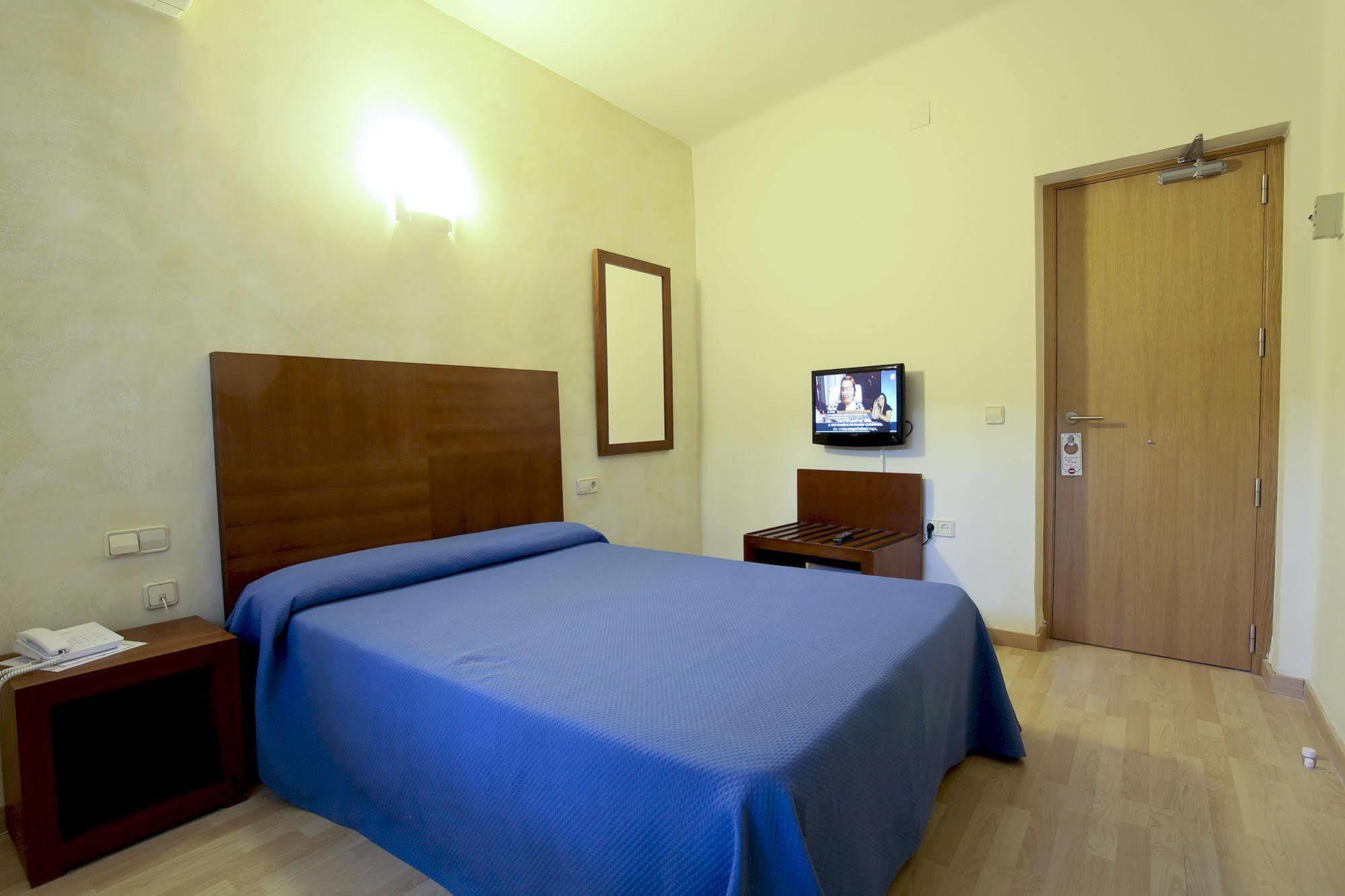 בנאלמדנה Hotel Palia La Roca מראה חיצוני תמונה